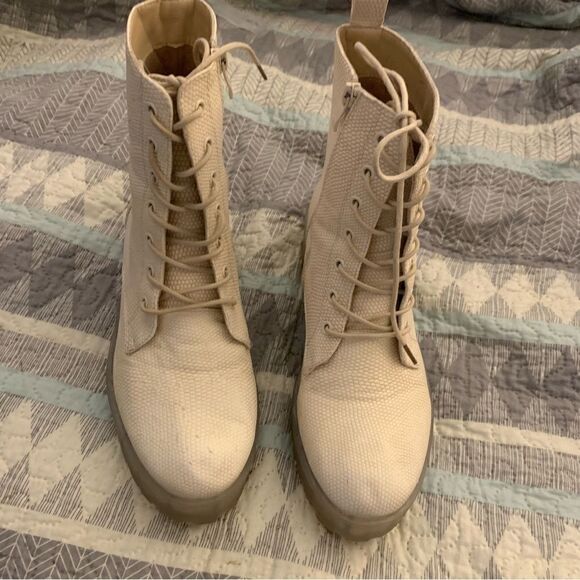 Dirty Laundry Natural Mazzy Combat Boots - Picture 4 of 9